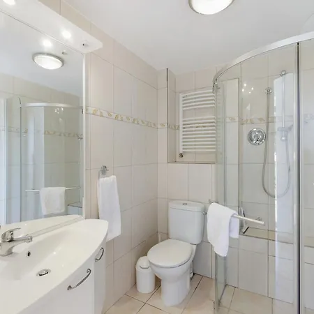 Alexandra Holiday home *